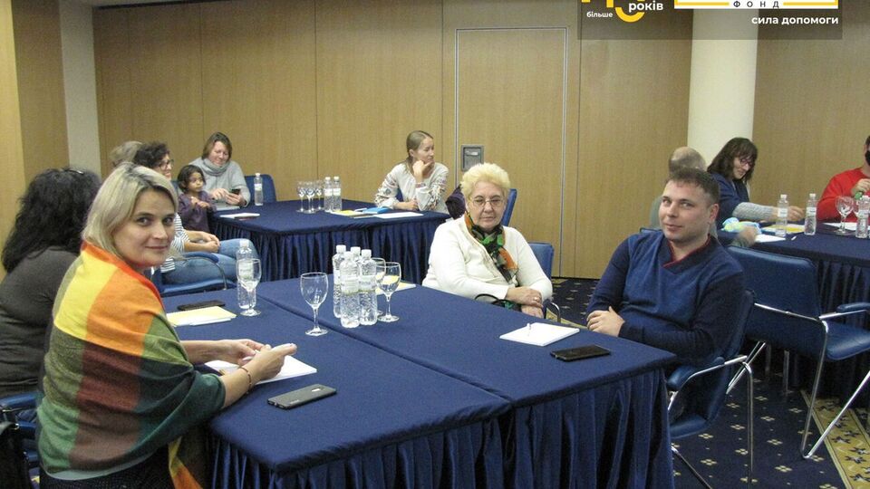 В преддверии праздника Фонд Рината Ахметова провел тренинг для усыновителей, приемных родителей и опекунов