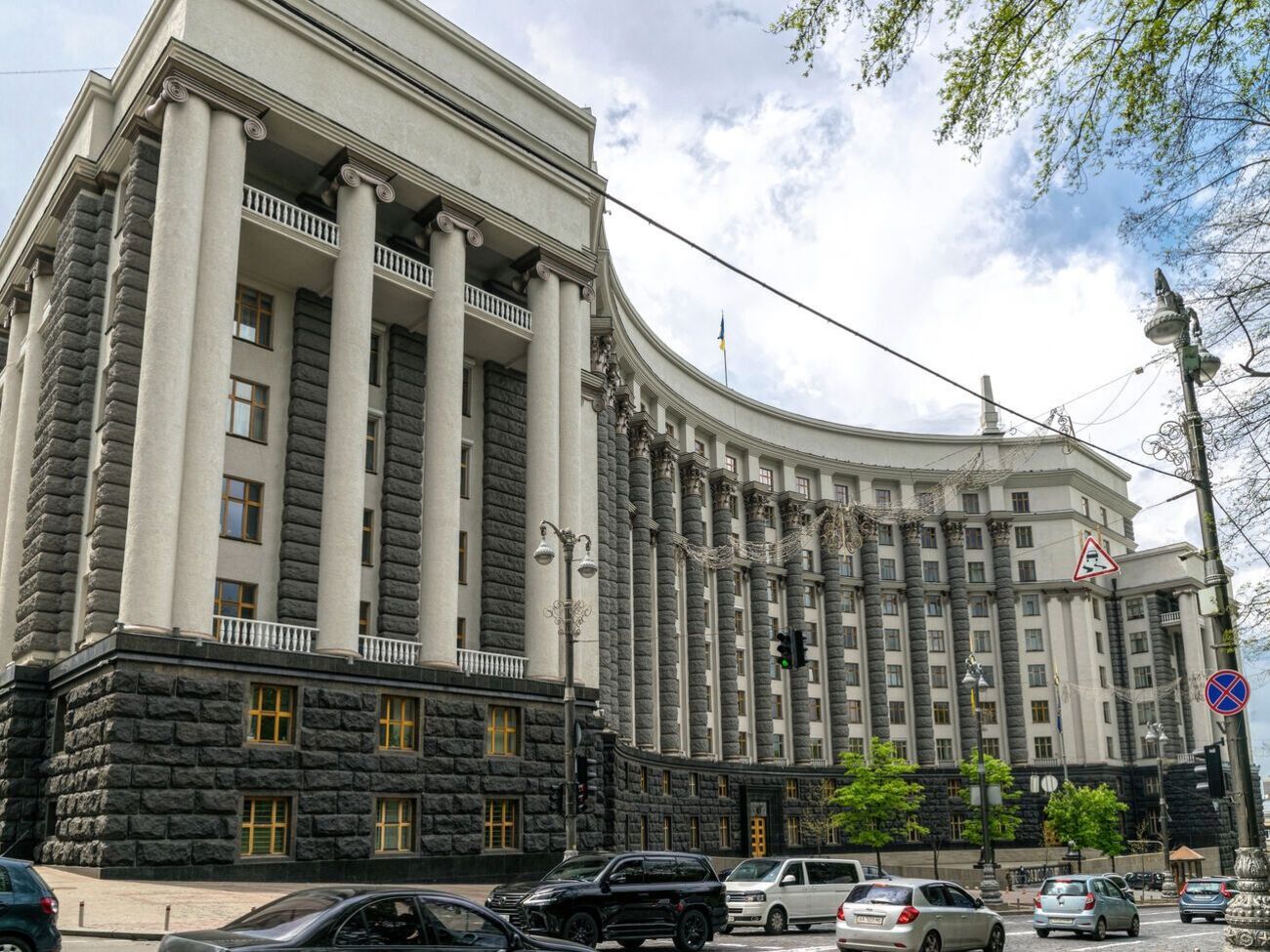 У Кабміні найближчим часом точно відбудуться кадрові ротації, кажуть у "Слузі народу"