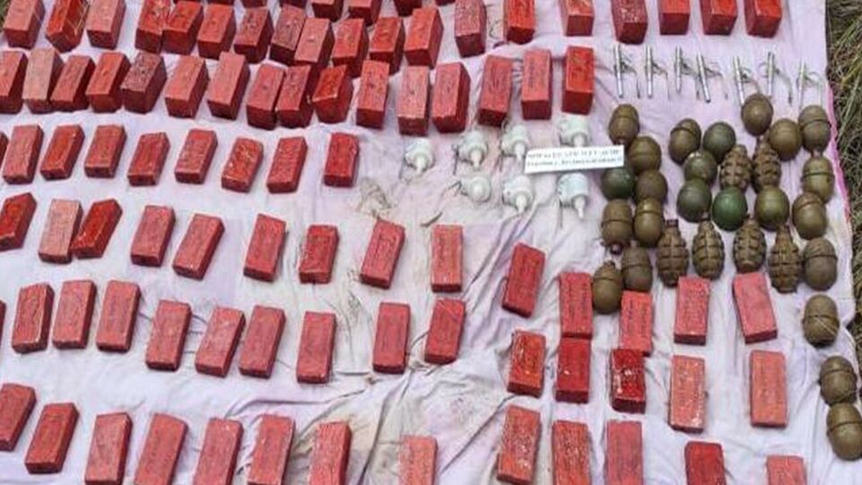Правоохранители изъяли 126 тротиловых шашек общим весом 36 кг