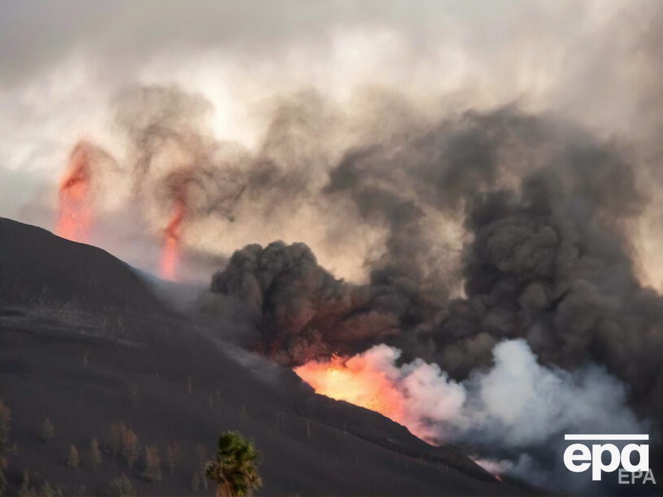 Виверження вулкана триває з 19 вересня