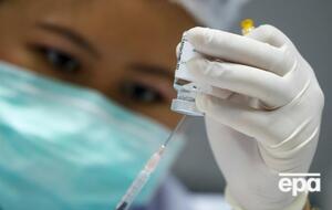 Частині добровольців, яка брала участь у дослідженнях, ввели вакцину, частині – плацебо