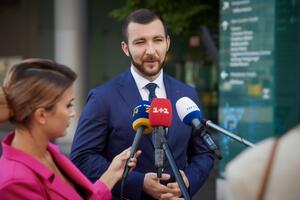 Никифоров (на фото) сказав, що Зеленський і Разумков "спілкуються, стосунки в них нормальні"