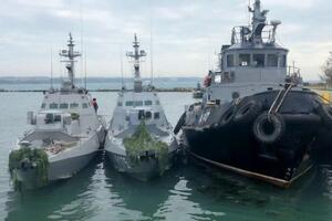 Катера украинских ВМС "Бердянск", "Никополь" и буксир "Яны Капу" возвращались в Одессу
