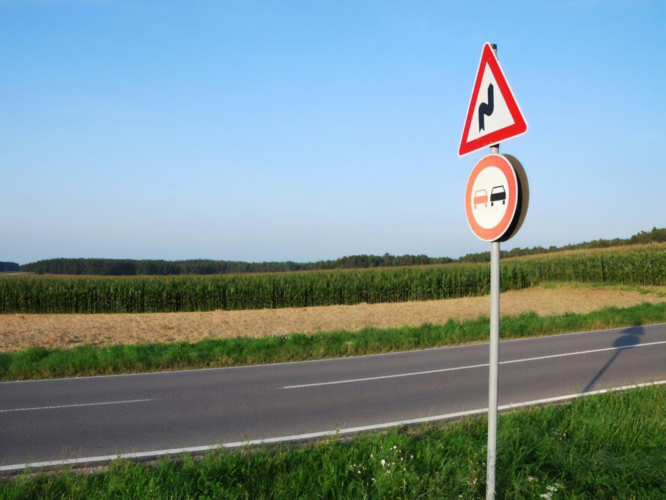 В новых правилах появится знак "Платная дорога"