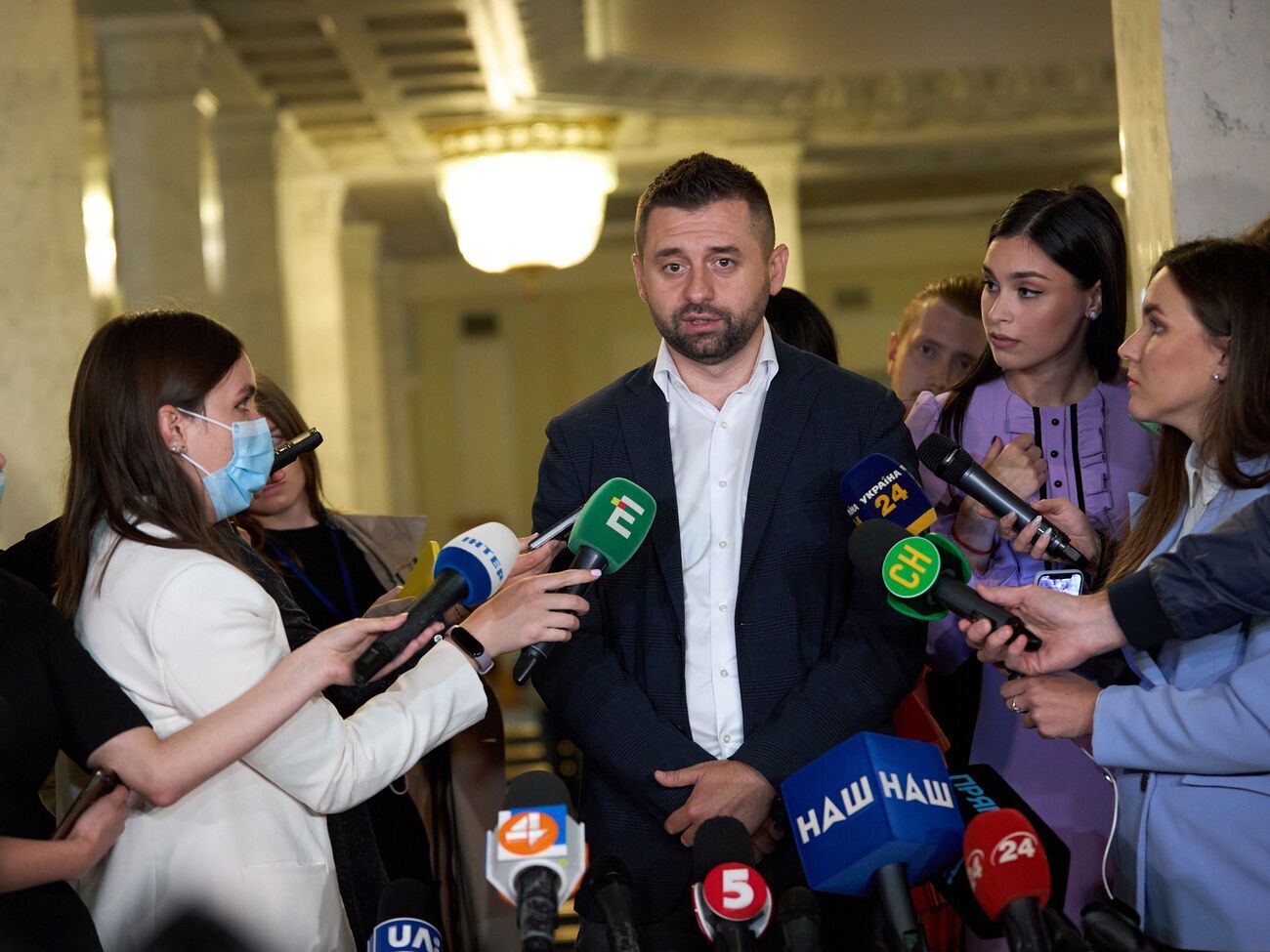 Арахамия: Может, кто-то нафантазировал сейчас, что спикер Рады – это выборная какая-то должность. Так я напоминаю: это просто фантазии