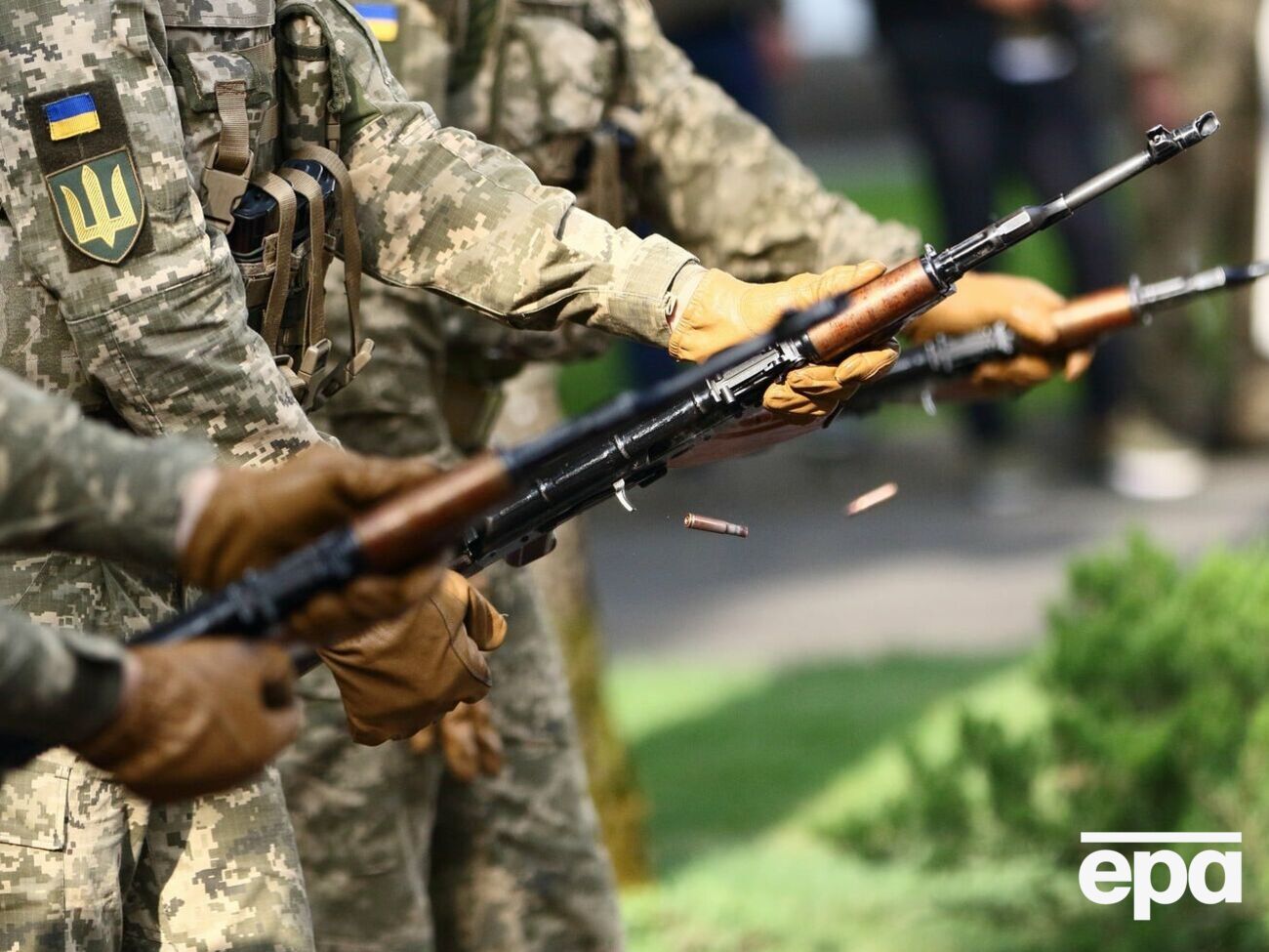 Один из украинских военных получил ранение