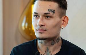 В 2021 году с состоянием $7,4 млн Morgenshtern занял вторую строчку в рейтинге Forbes "50 самых успешных звезд России"