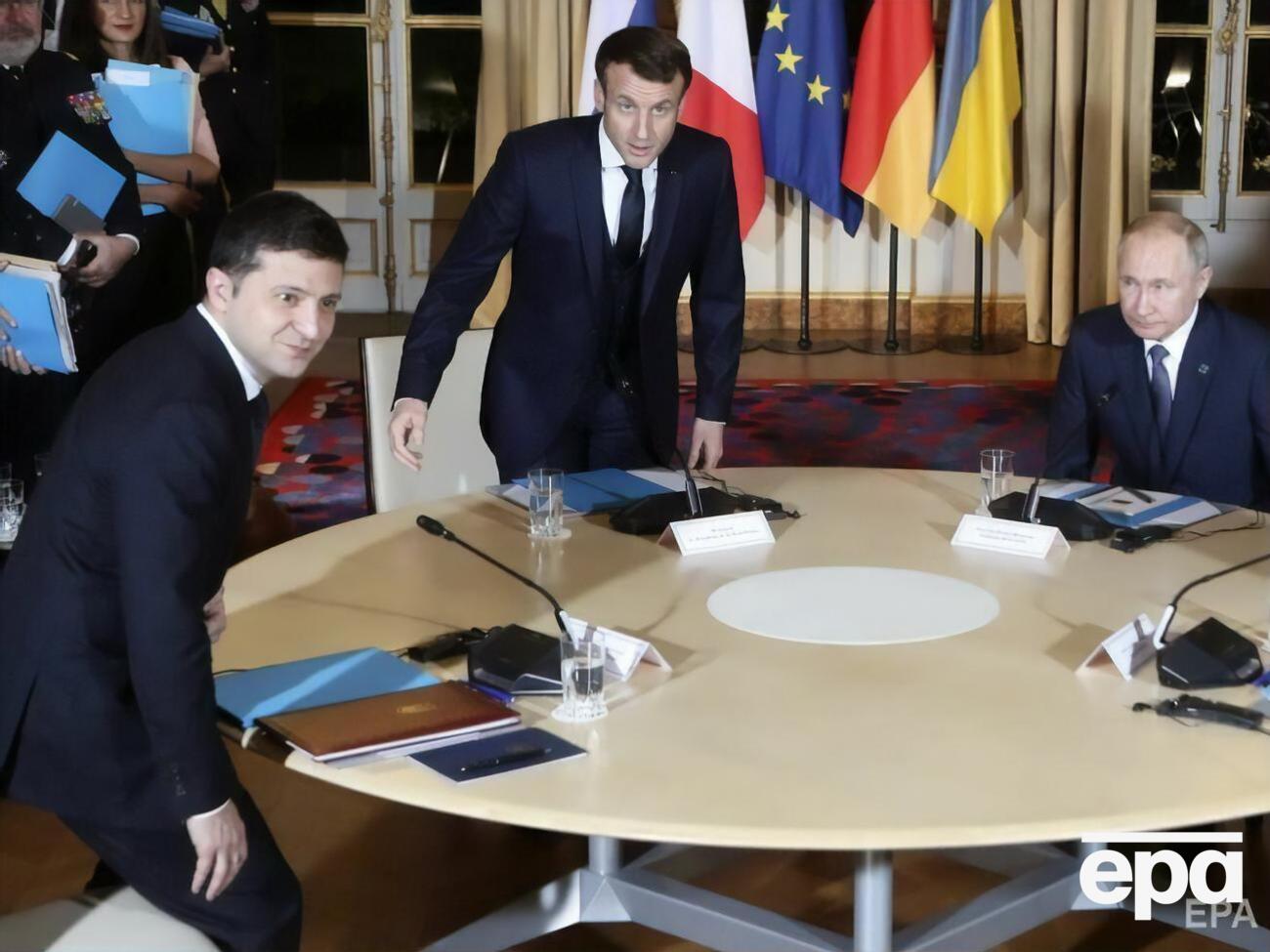 Зеленский (слева) и Путин (справа) встречались один раз на саммите лидеров стран нормандского формата