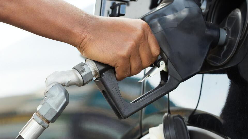 Середня ціна на бензин зросла на 40 копійок за літр