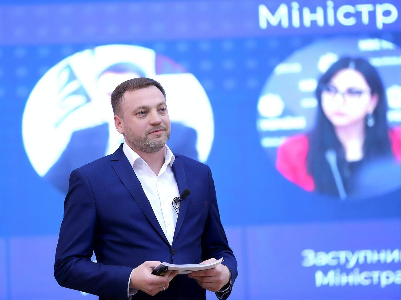 У Монастирського буде шестеро заступників й один перший заступник