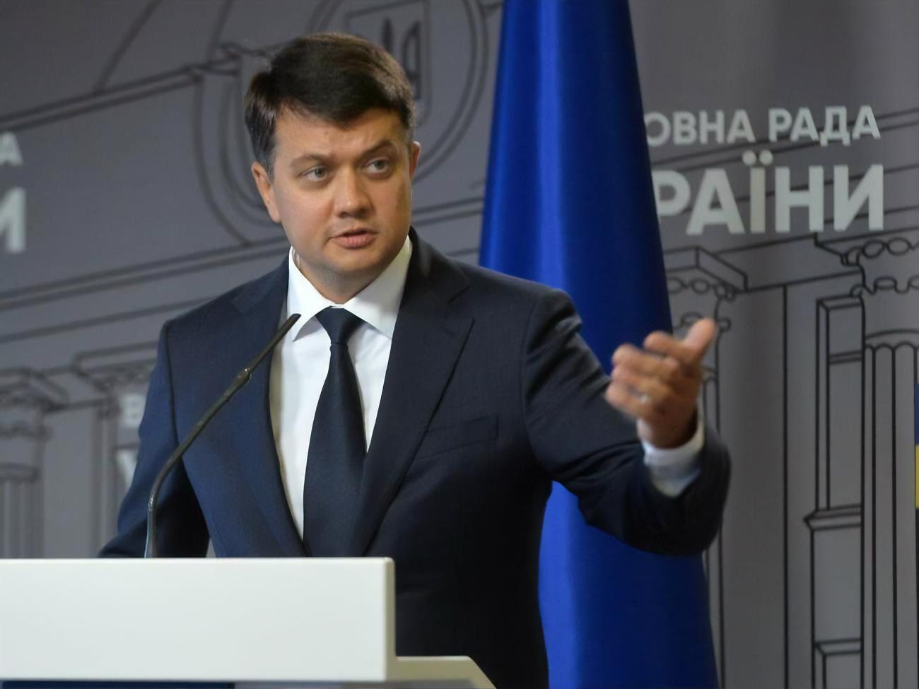 Разумков удруге за день прокоментував заяви Арестовича, але пообіцяв, що це &ndash; востаннє