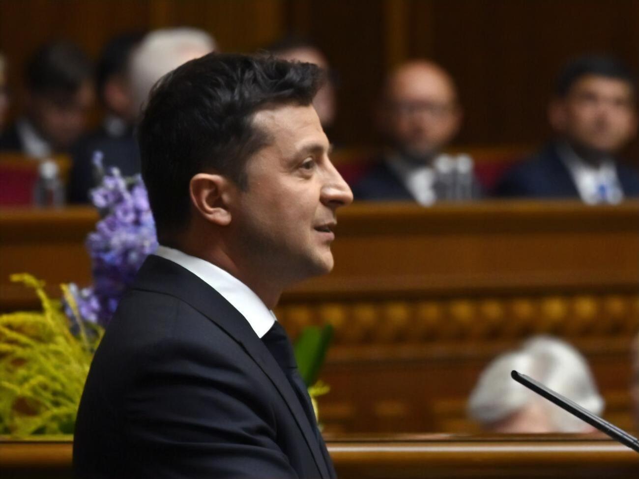 Как отмечают социологи, Зеленский вернул себе положительный баланс доверия