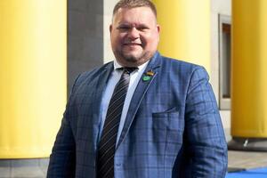 В декларации Клочко собственного жилья у его семьи нет