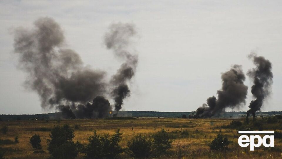 По данным украинской разведки, боевики устанавливает минно-взрывные заграждения с использованием противотанковых мин