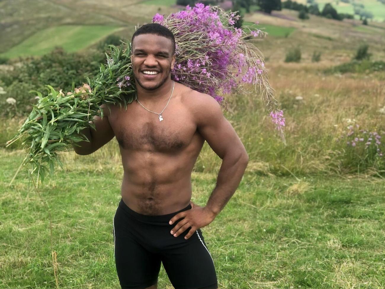 Беленюк о Никитюк:&nbsp;Она часто выставляет свои фотографии в купальнике. Кстати, она ничего