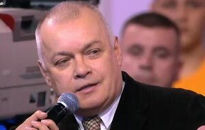 По информации СМИ, у Киселева поражены легкие. Сам он говорит, что "прогноз оптимистичный"