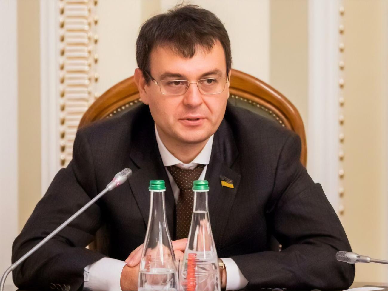 По мнению Гетманцева (на фото), 27 лет Лукашенко у власти "принесли Беларуси вдвое больше благосостояния", чем один президентский срок Порошенко