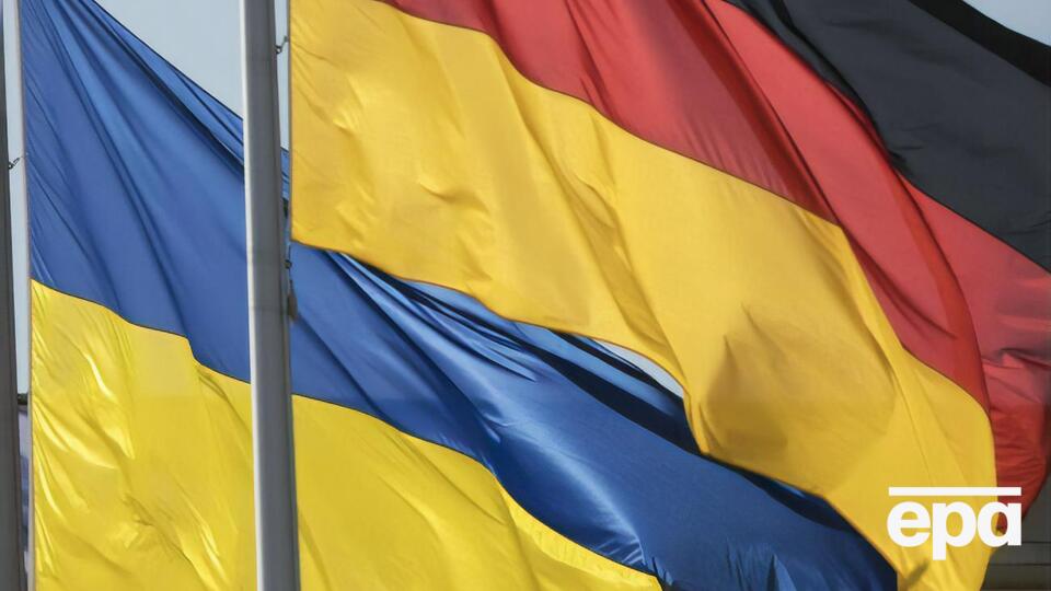 ЗМІ дізналися, що німецькі політики тиснули на українських через борг 20-річної давності