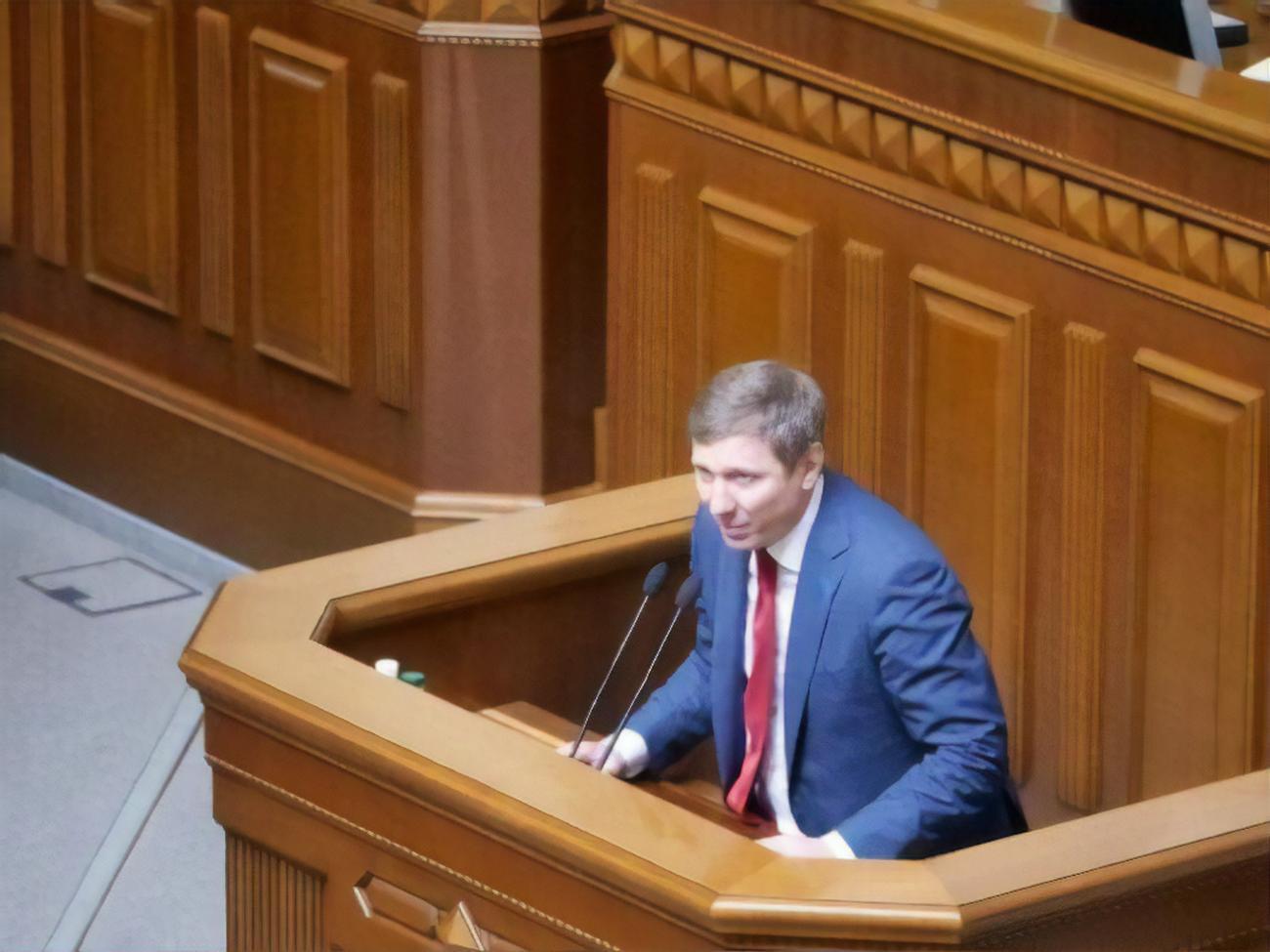 Сергей Шахов:&nbsp;Если бы Украина развивала атомную энергетику, поставляла бытовым потребителям именно электричество от атомных электростанций, то "экономически обоснованный" тариф был бы в несколько раз ниже текущих показателей