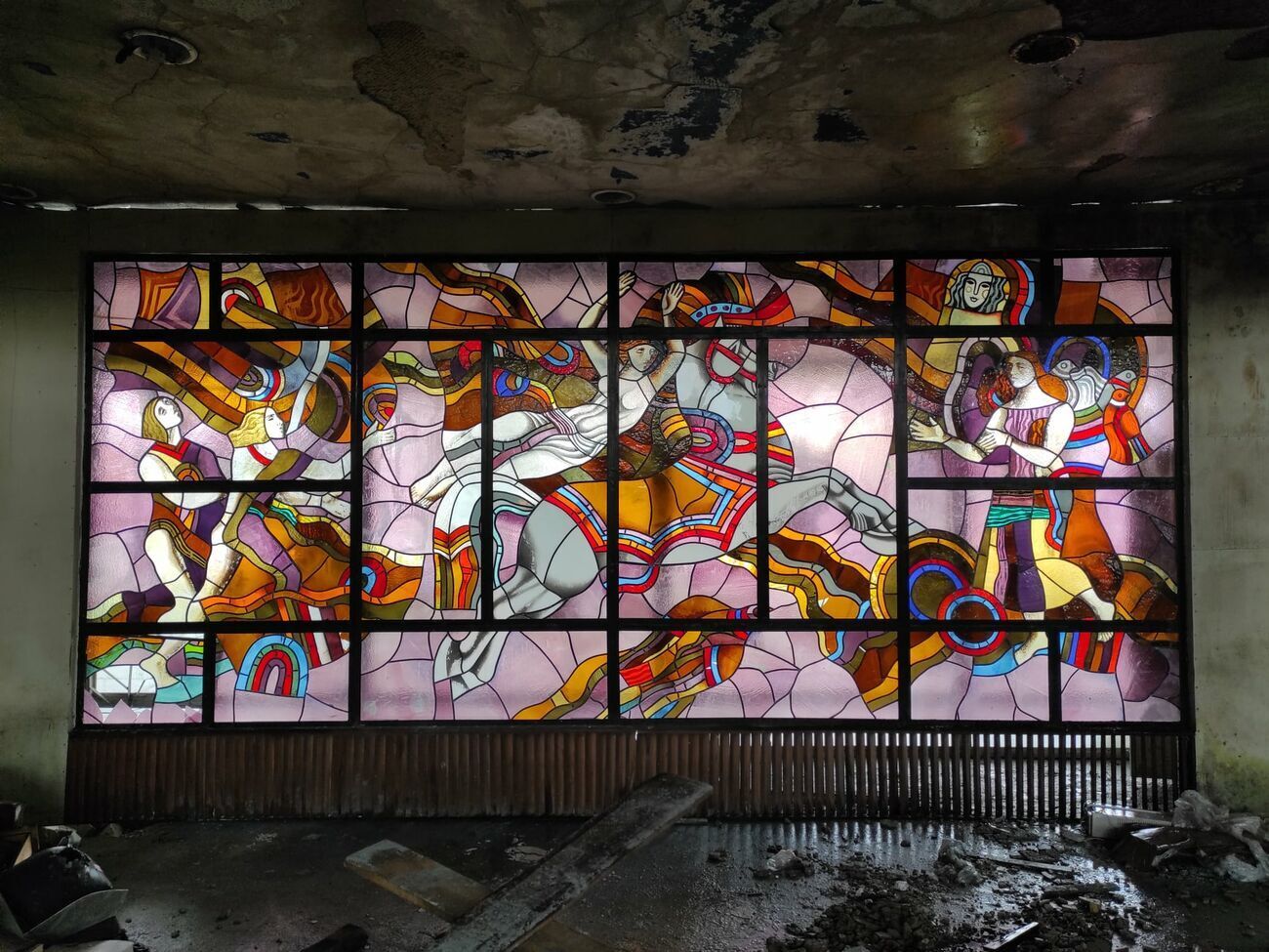 Вітражі Гнєдаш створила на початку 1980-х років