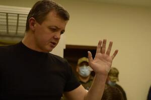 Екснардеп залишиться під вартою ще на два місяці