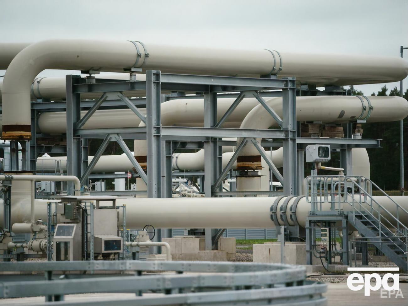 По информации агентства, до начала зимы "Газпром" планирует начать прокачку газа по обеим ниткам