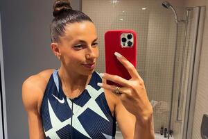 "Будет жарко и ярко", – подписала снимок, который выставила перед очередными соревнованиями, Марина Бех-Романчук