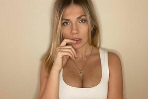 Паперна оприлюднила новий фотосет