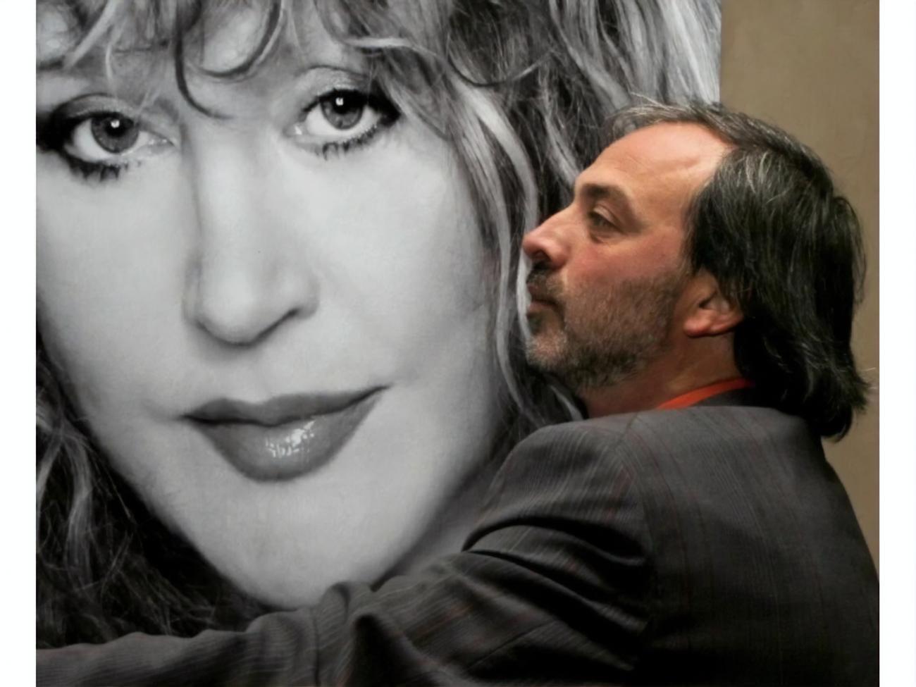 Краснов был сценографом у Пугачевой, Киркорова, Аллегровой, Леонтьева и других звезд шоу-бизнеса