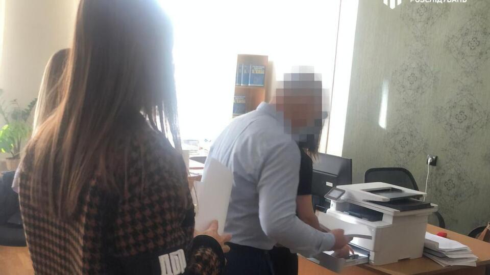 Обшуки проводять у КМДА і на комунальному підприємстві