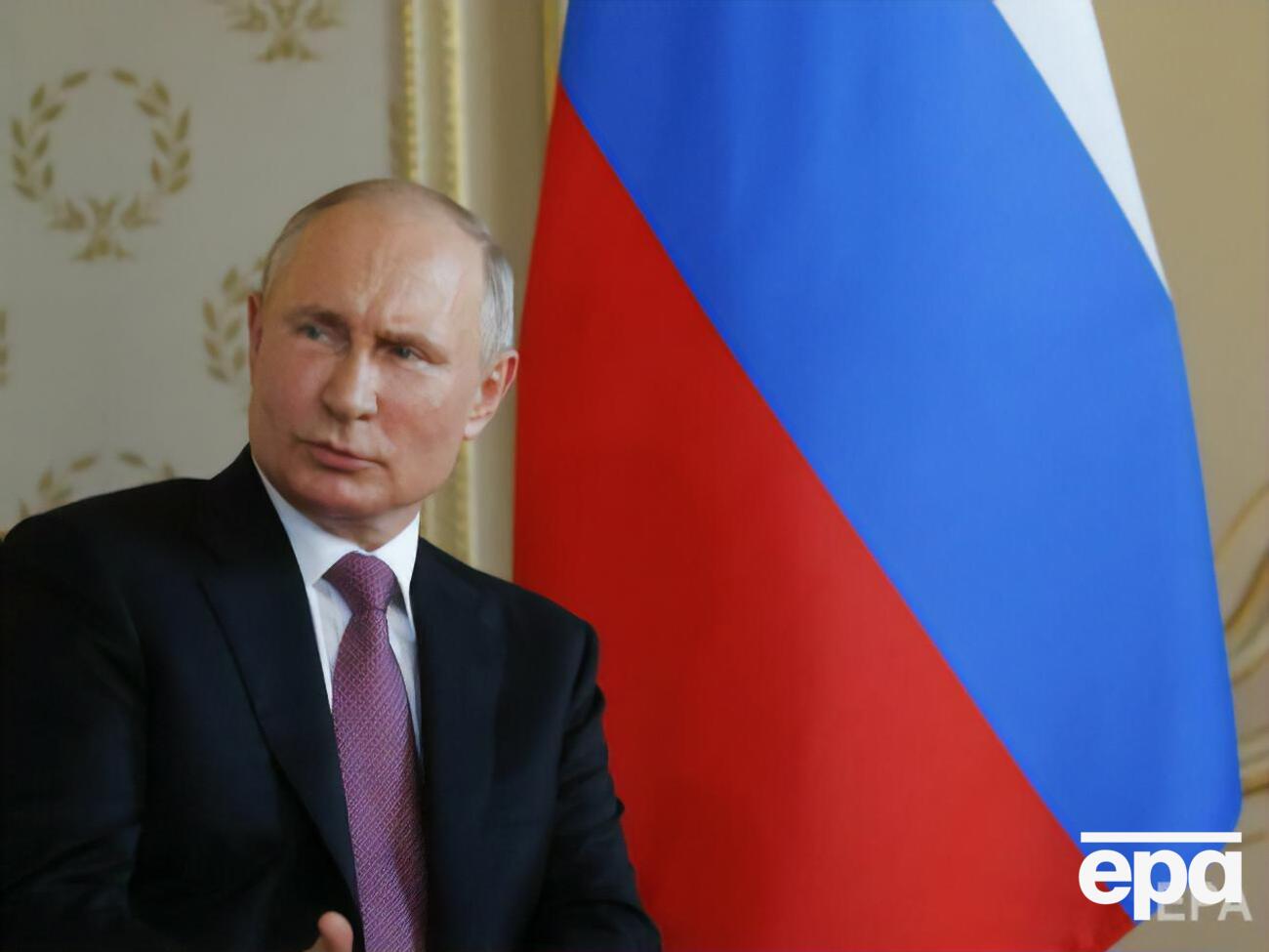 Байден провів телефонну розмову з Путіним (на фото) 30 грудня