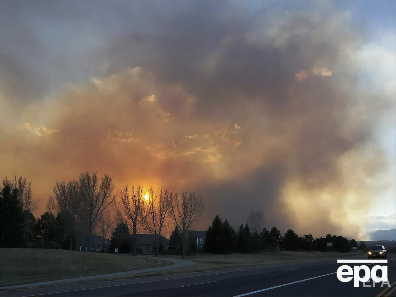 Огонь распространялся очень быстро из-за ветра и последствий засухи