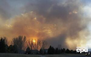 Огонь распространялся очень быстро из-за ветра и последствий засухи