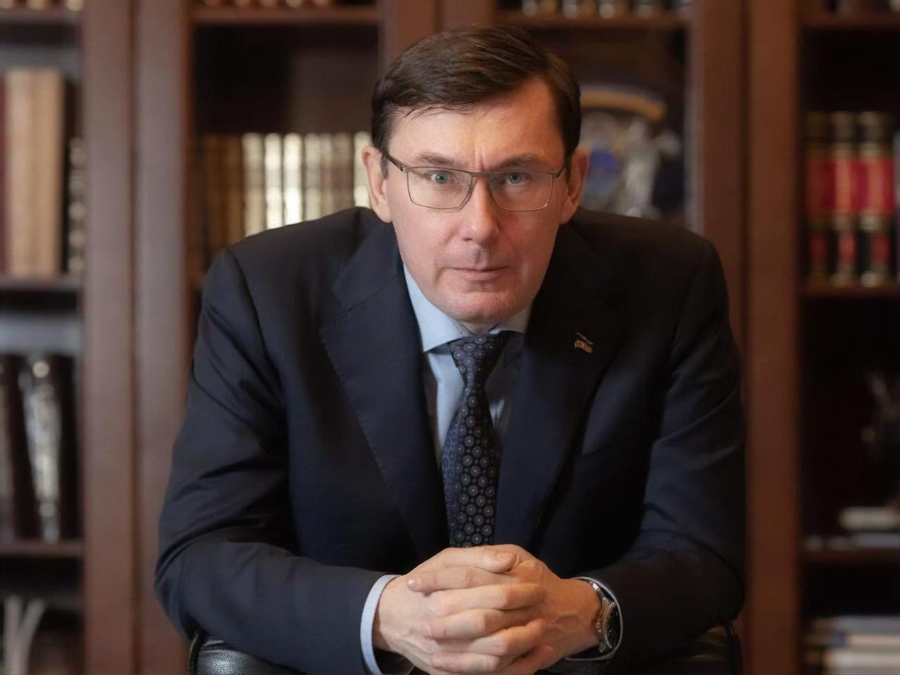 Луценко (на фото) считает, что Зеленского нельзя отпускать общаться с Путиным один на один