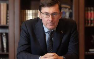 Луценко (на фото) считает, что Зеленского нельзя отпускать общаться с Путиным один на один