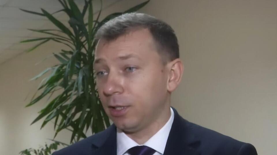 Клименко сказал, что решил участвовать в конкурсе на пост главы САП, так как считает, что на этой должности может сделать что-то большее для страны, чем в должности старшего детектива НАБУ