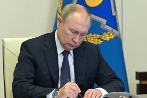 Путін спробував згадати ім'я Токаєва, але не зумів цього зробити