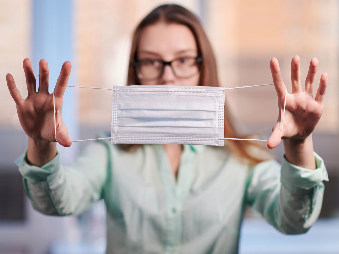 В Минздраве подчеркнули, что использовать необходимо защитные медицинские маски или респираторы