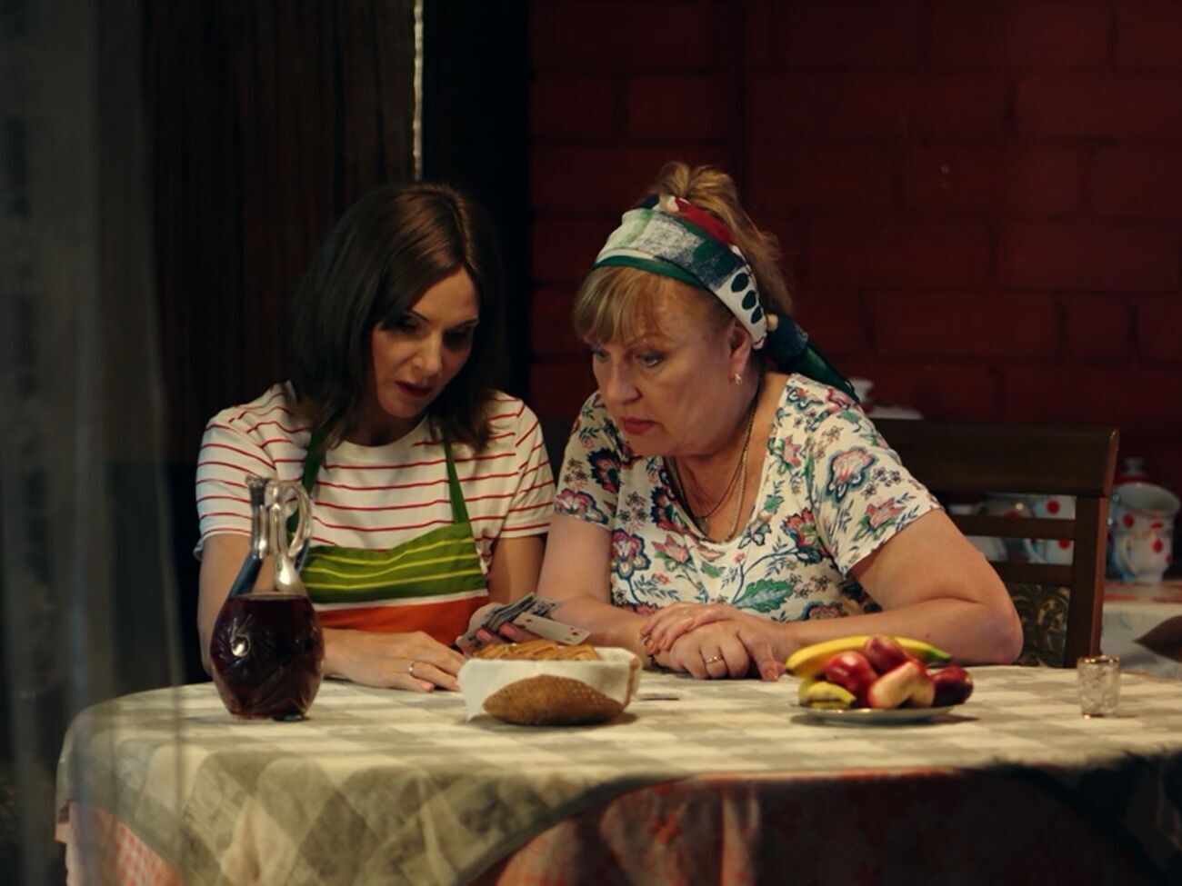 В Україні сьомий сезон серіалу вийшов на каналі "1+1"