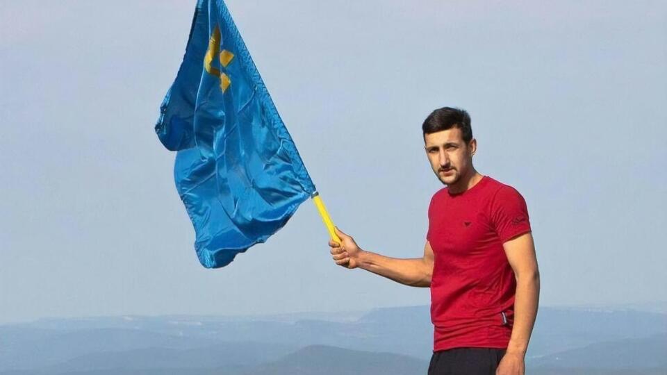 Азиз Ахтемов рассказал о сырости в камере