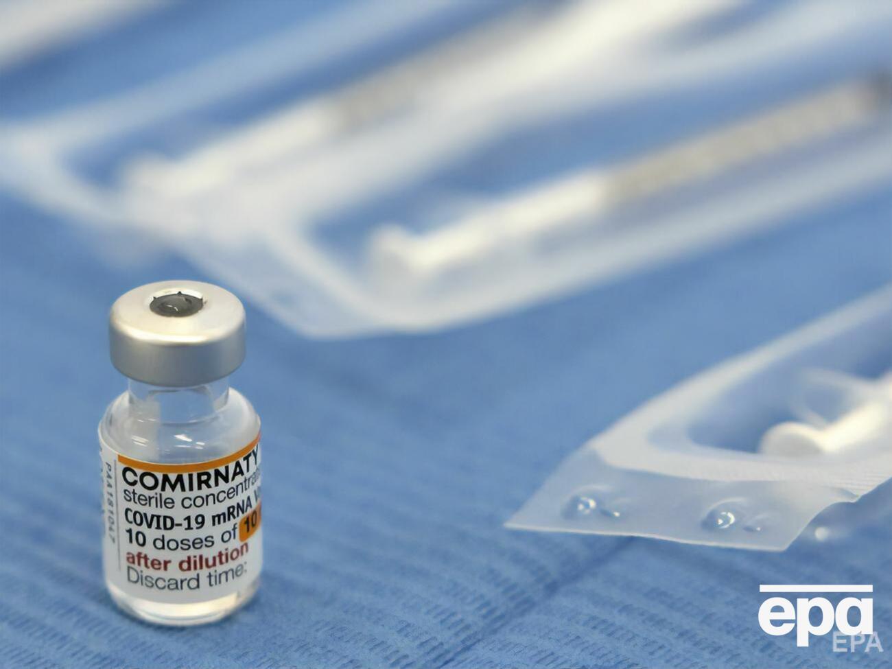 В Украине бустерную дозу вакцины могут получить все желающие в возрасте от 18 лет