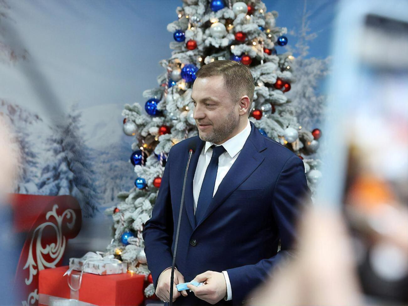 Зеленський доручив уряду збільшити зарплати працівникам системи МВС України всіх категорій на 10%, зазначив Монастирський (на фото)