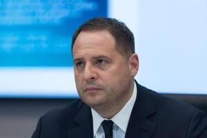 Єрмак нагадав, що курс на вступ України до НАТО прописано у Конституції