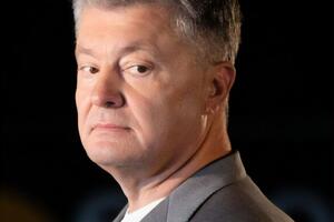 Порошенко оплатил часть гонорара за юридические услуги известной международной юридической фирме, отметили его адвокаты