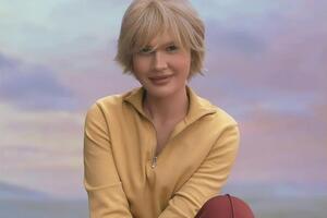 Zi Faámelu начинала карьеру как певец Борис Апрель