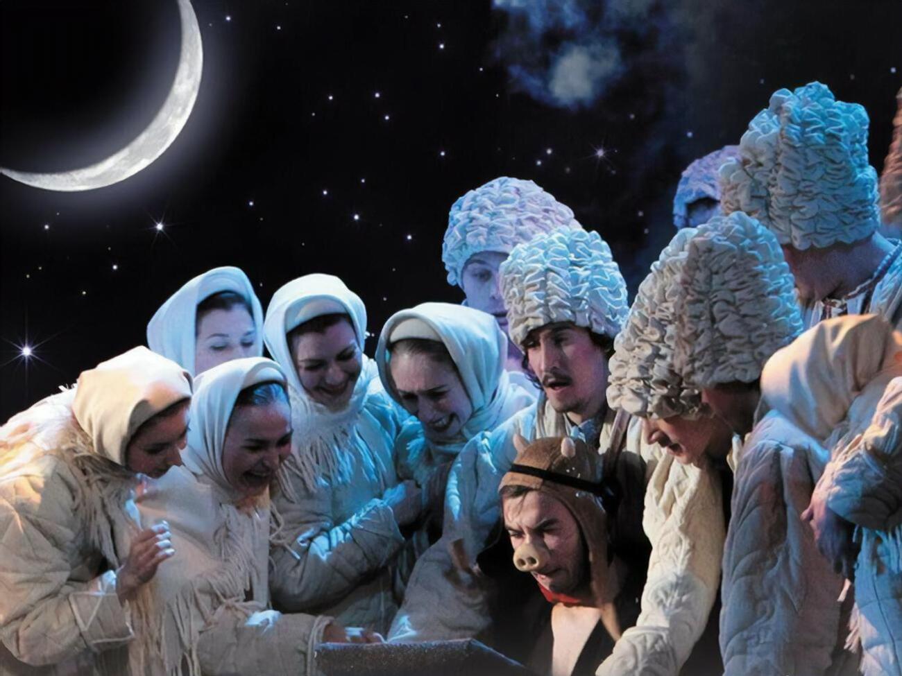 Участие в постановке принимают артисты Черниговского драматического театра имени Тараса&nbsp;Шевченко