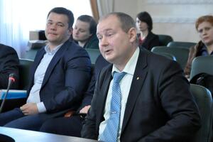 Чауса в Україні обвинувачують у хабарництві