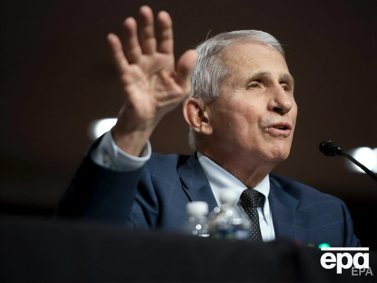 Штам "Омікрон" "знайде" майже всіх, вважає Фаучі