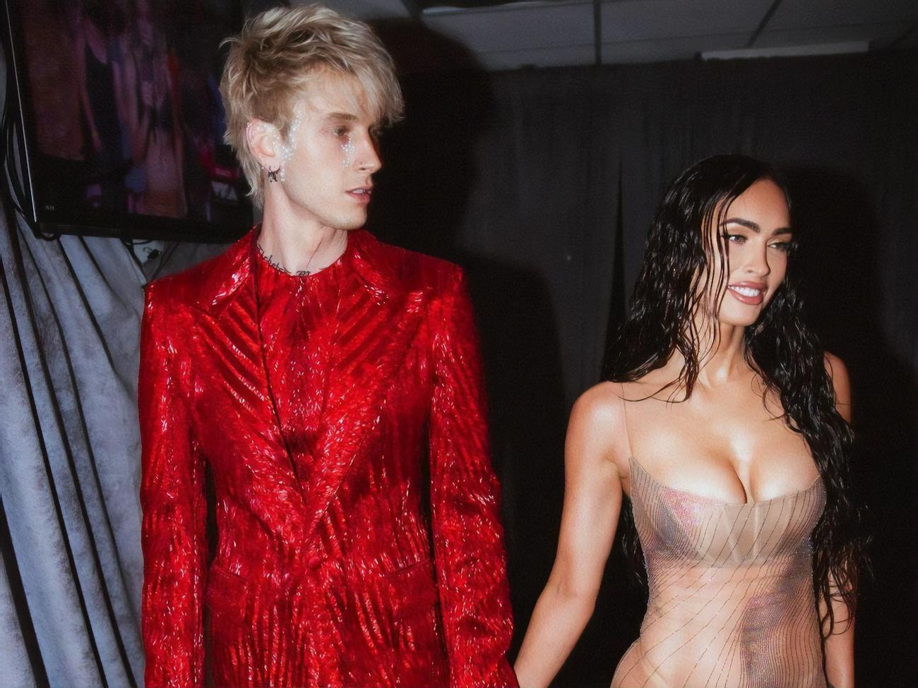 Меган Фокс та Machine Gun Kelly у стосунках протягом півтора року