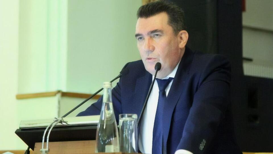 "Перш ніж зазіхати на чужий город, Росії треба розібратися зі своїми величезними проблемами і викликами", – наголосив секретар РНБО